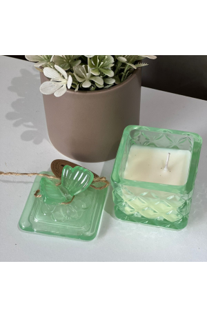 Vela Aromática com Castiçal Verde e Tampa com Borboleta
