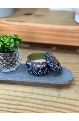 Vela Branca Perfumada de Metal - Mandala 5cm X 7cm / Mod - 1