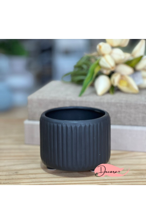 Vaso Canelado de Cerâmica Preto - 10,5cm X 8,5cm