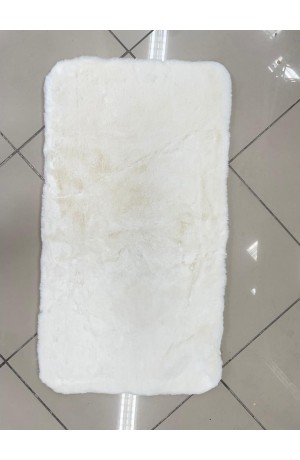 Tapete Branco Retangular Pelinho